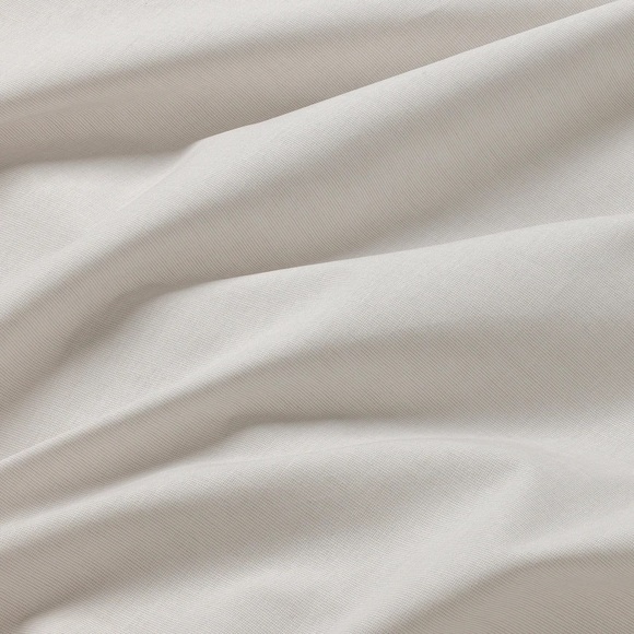 New in package IKEA Hannalill 57x84 drapes - Picture 4 of 6